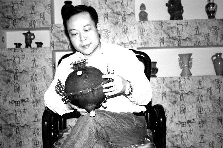 中國(guó)陶瓷文化之鄉(xiāng):河南禹州鈞瓷首度登上世博會(huì)的官方禮品舞臺(tái)