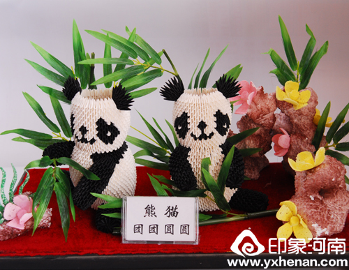 巧手蔡建華——小小紙三角折出的錦簇世界