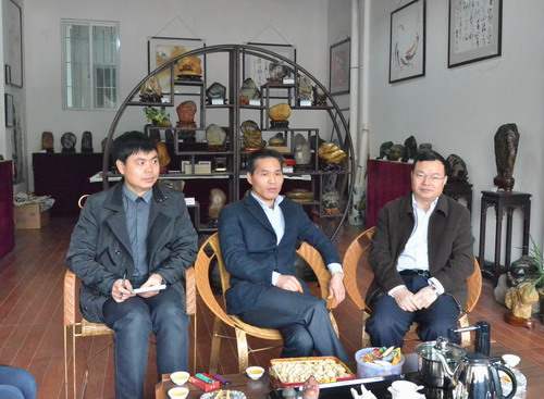河南省歸國(guó)華僑聯(lián)合會(huì)副主席沈釗昌到我市考察