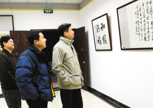 20余名家深圳秀書法 江西書協主席毛國典作品亮相