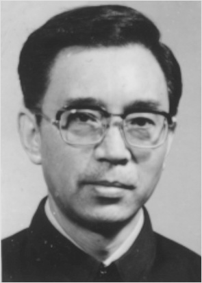忨