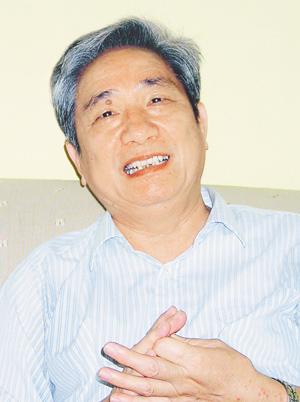 李鴻然
