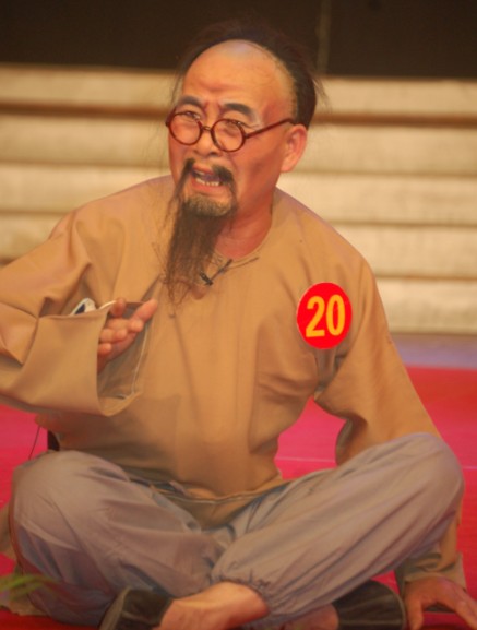 河南曲劇舞臺(tái)上一位不可多得的好演員——記當(dāng)代中國(guó)十大曲劇名角獲得者邱全福