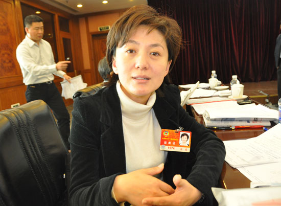 海霞委員:方言節目有生存空間但受區域限制
