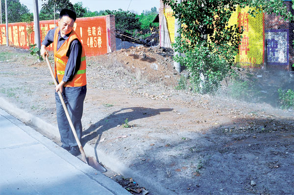 “護(hù)路夢”連著“中國夢”——記我市縣鄉(xiāng)公路管理段養(yǎng)護(hù)工冀光喜