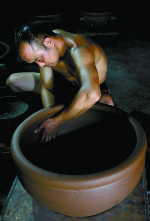 沁陽(yáng)黑陶——土與火的藝術(shù)