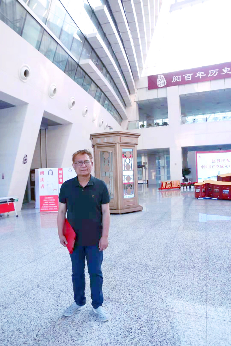 中國第一首城市萬體詩首次走進央視“朗讀亭”